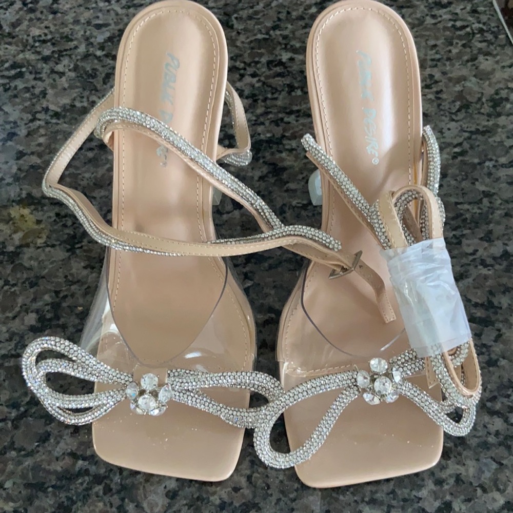 Sexy clear heels with bow!